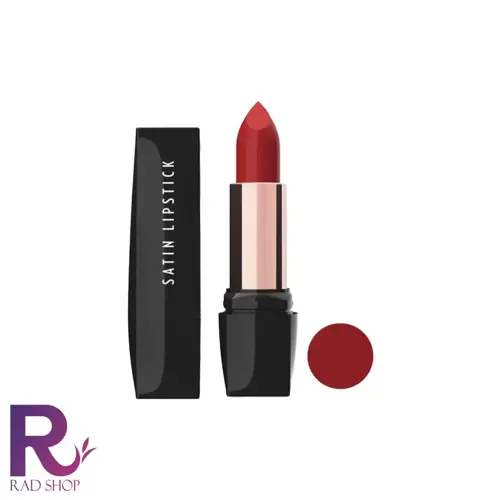 رژلب جامد ساتین گلدن رز، رژ قرمز تیره باز با بدنه مشکی و حلقه رزگلد، کنار درپوش و دایره نمونه رنگ، روی زمینه سفید