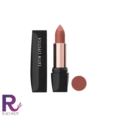 رژلب جامد ساتین گلدن رز، رژ قهوه‌ای آجری روشن باز با بدنه مشکی و حلقه رزگلد، کنار درپوش و دایره نمونه رنگ، روی زمینه سفید